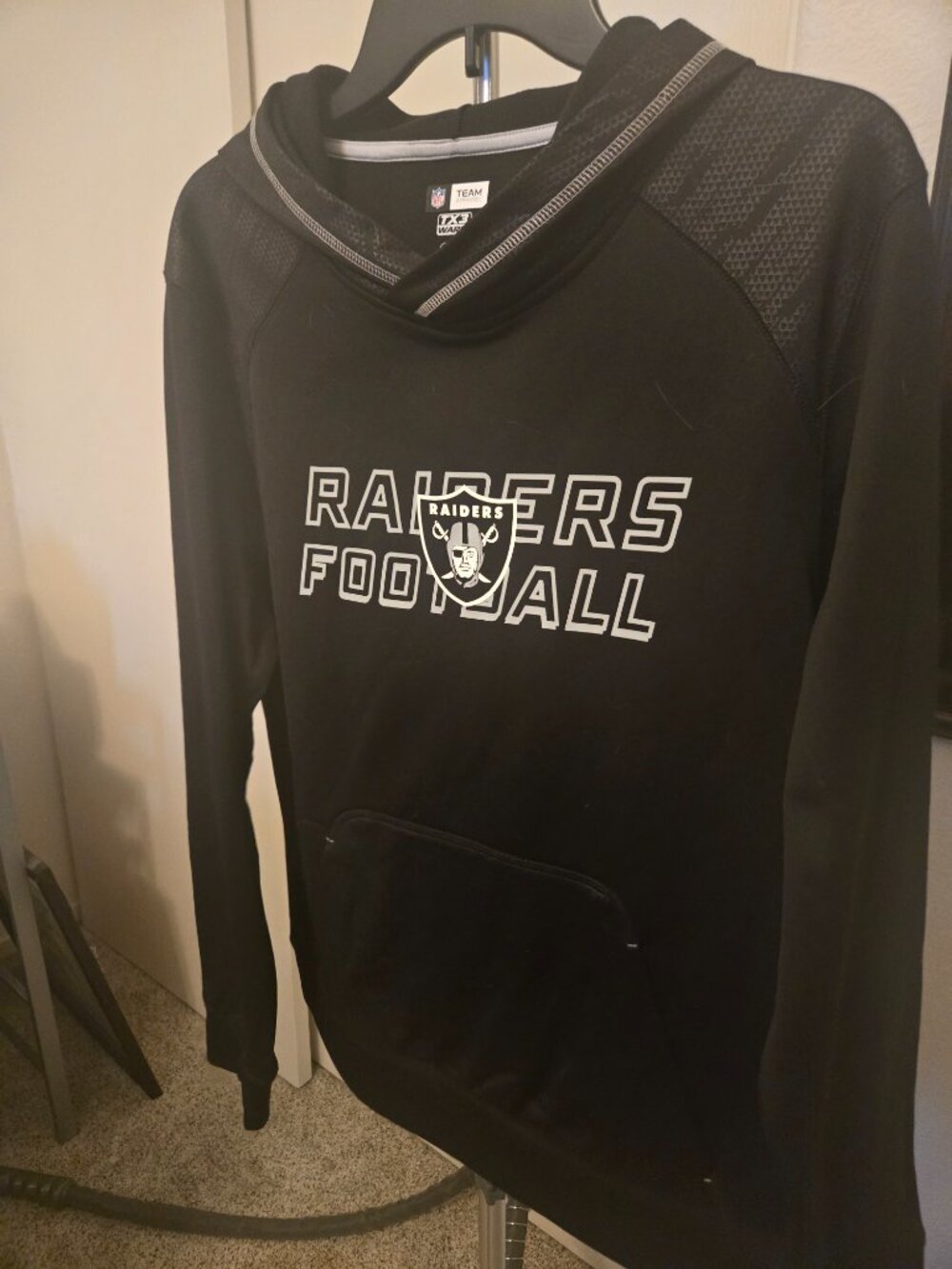 Las Vegas Raiders Black NFL Team Apparel GEO Fuse Hoodie